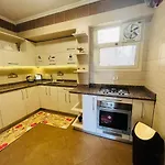 3Bd Apartment In A Family House With Garden View