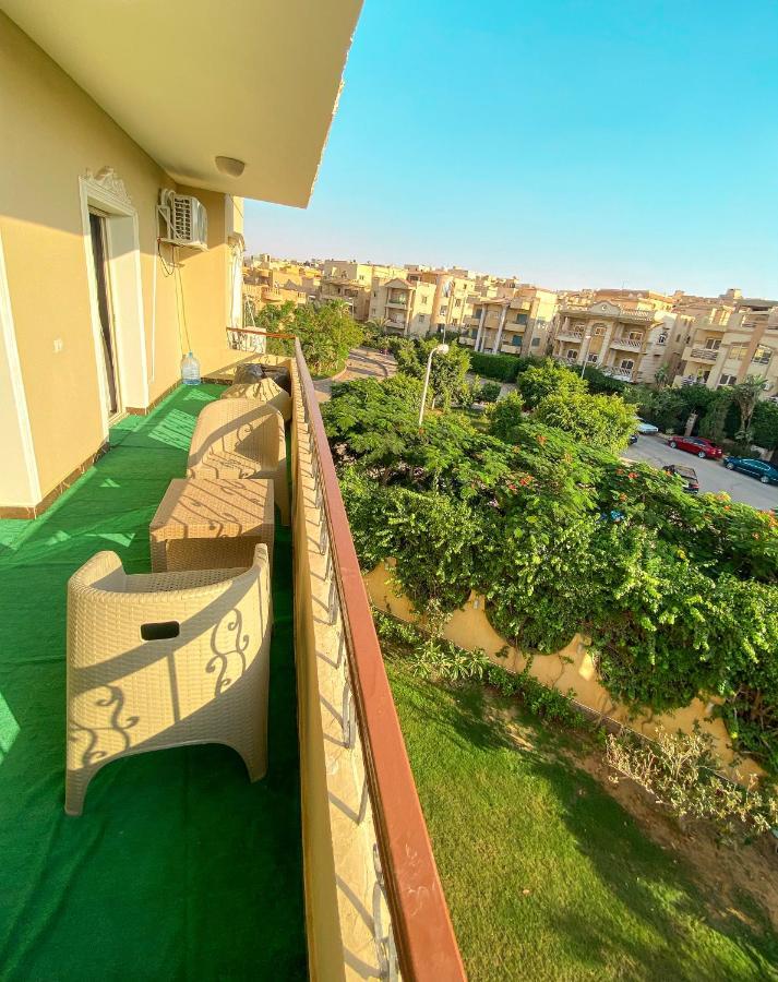 3bd In A Family House With Garden View Apartamento
