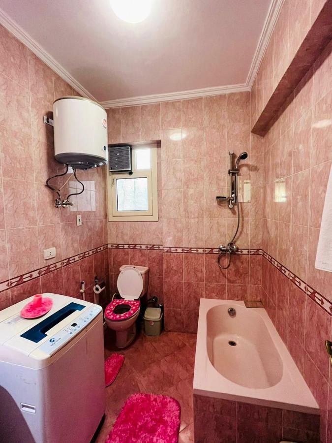 3bd In A Family House With Garden View