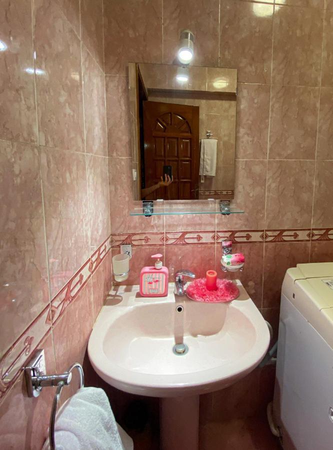 3bd In A Family House With Garden View * Cairo