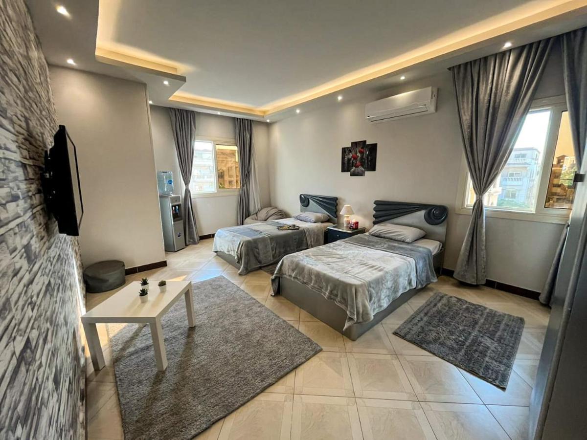 3bd In A Family House With Garden View Apartamento *