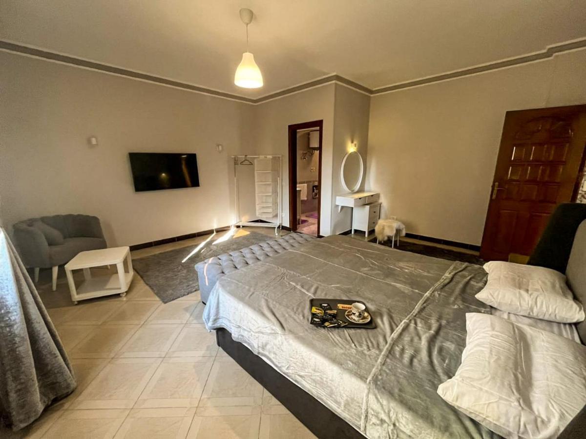 3bd In A Family House With Garden View Apartment