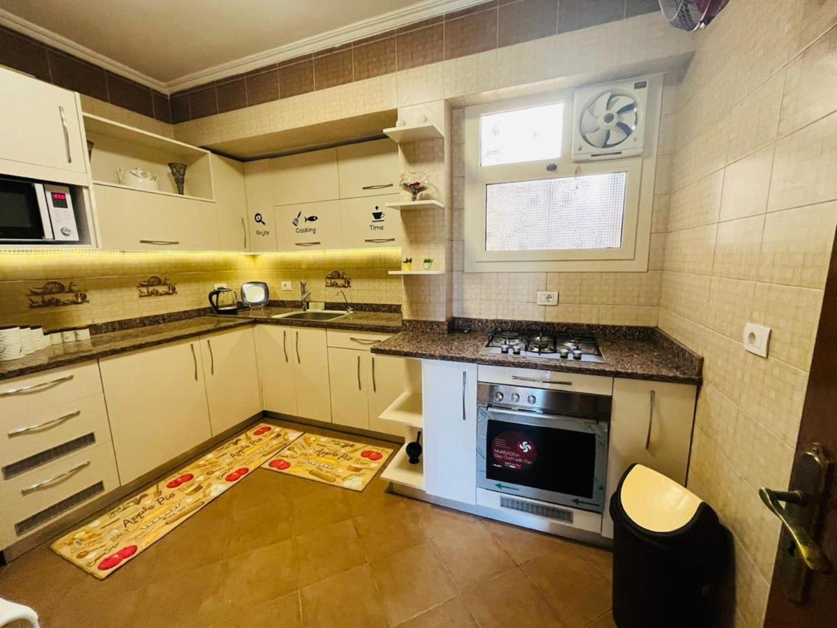 3bd In A Family House With Garden View Cairo